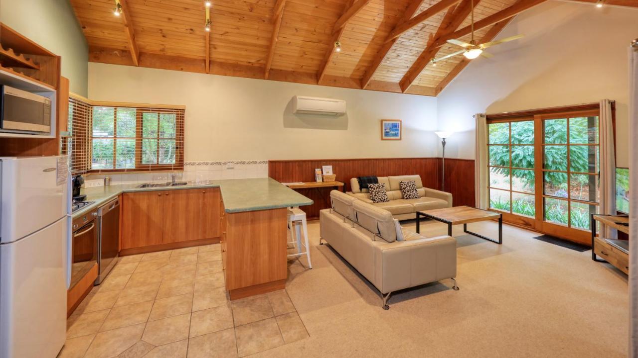 Beechworth Cedar Cottages Esterno foto