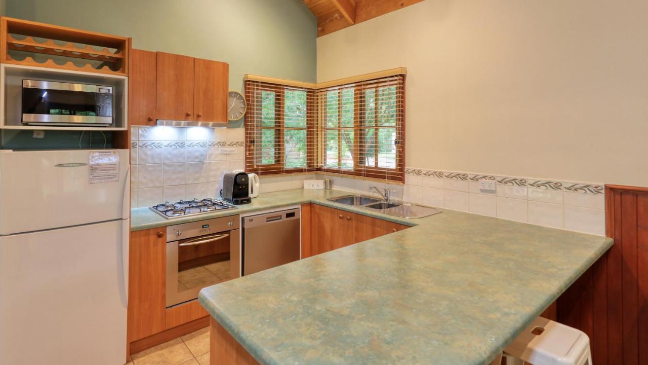 Beechworth Cedar Cottages Esterno foto