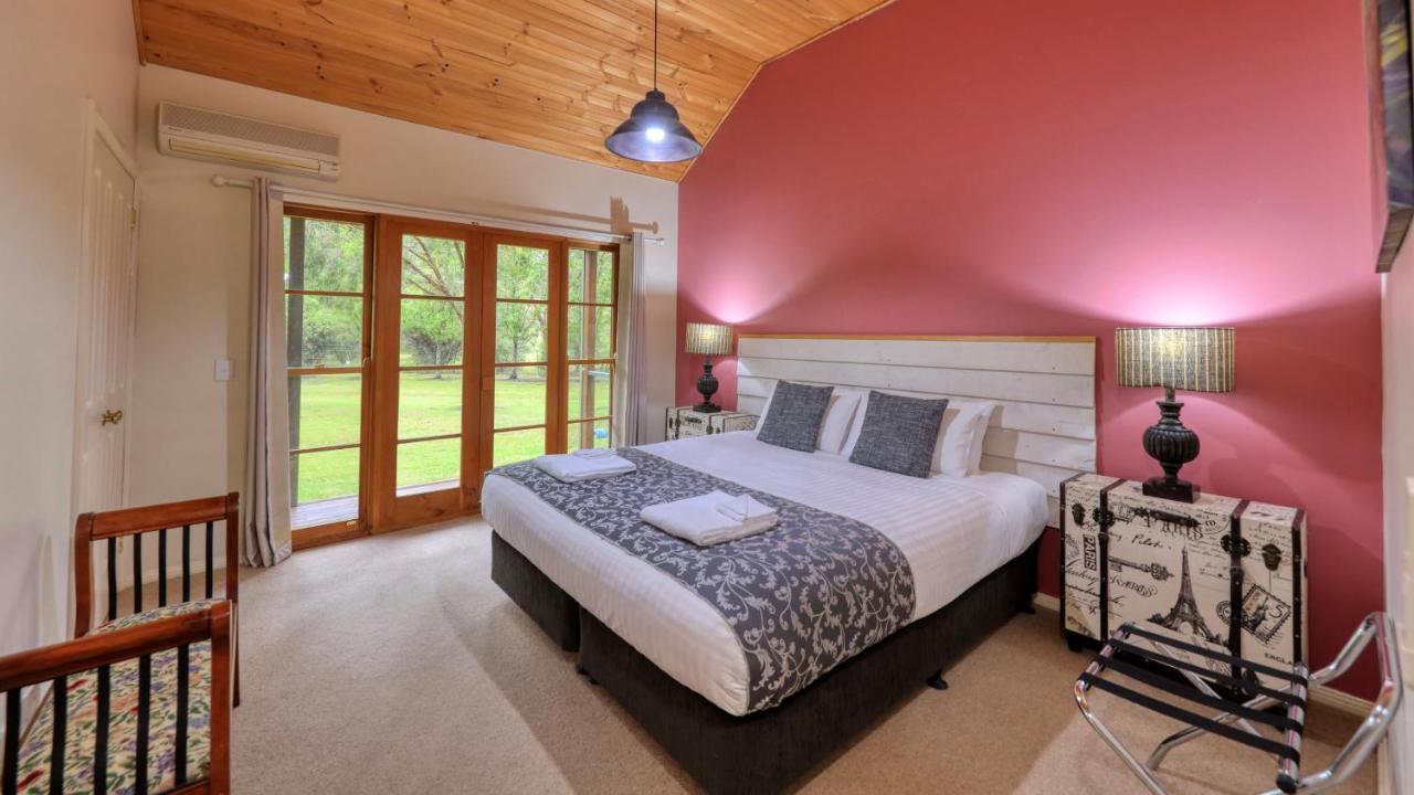 Beechworth Cedar Cottages Esterno foto