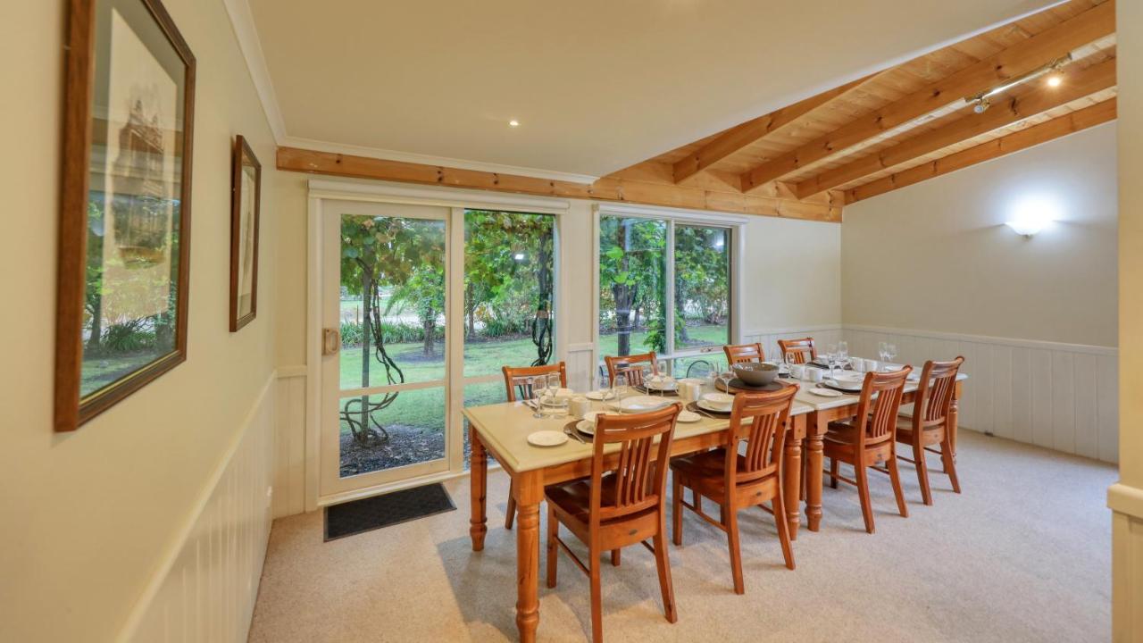 Beechworth Cedar Cottages Esterno foto