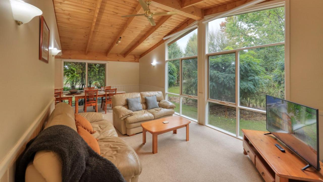 Beechworth Cedar Cottages Esterno foto