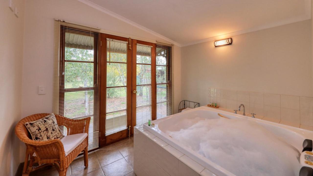 Beechworth Cedar Cottages Esterno foto