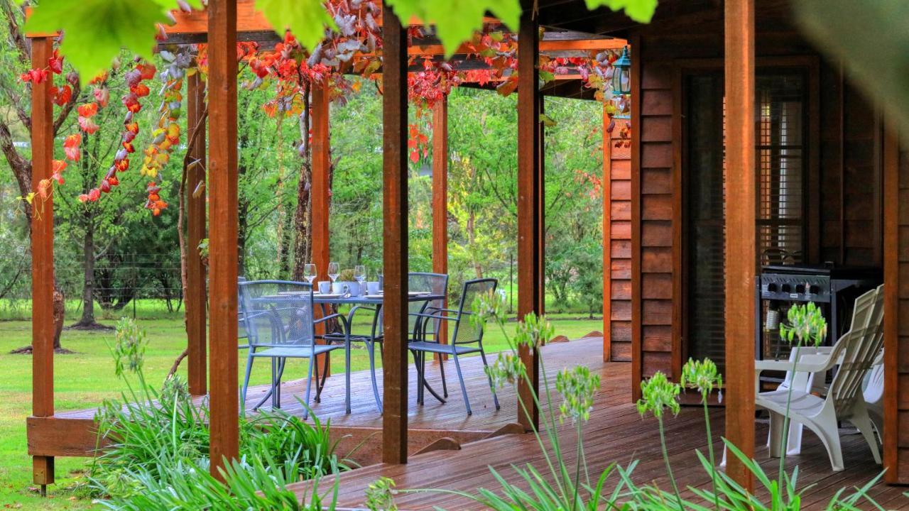 Beechworth Cedar Cottages Esterno foto